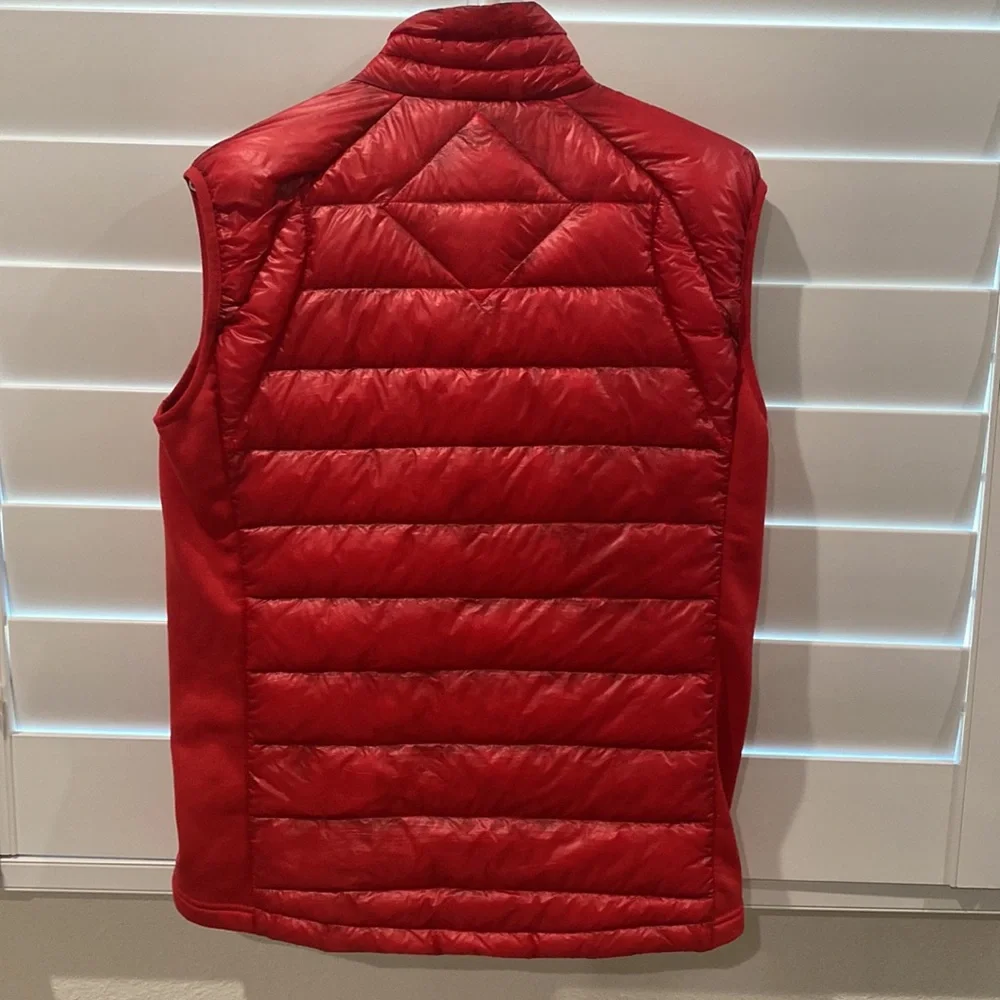 Canada Goose Red Zip Up Vest in Size L - Picture 4 of 12